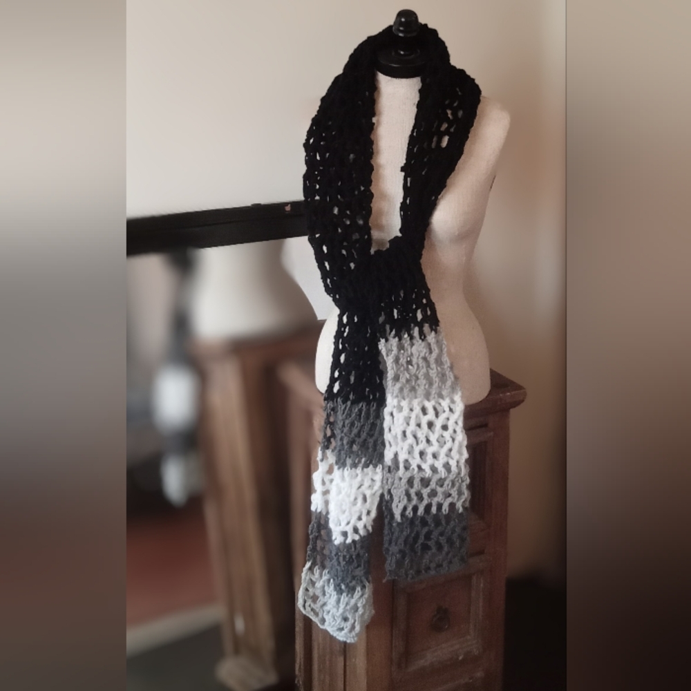 OMG Womens Winter Fall Scarf long neutral black gray white honeycomb crochet